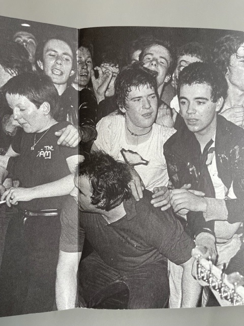 Destroy. Sex Pistols 1977