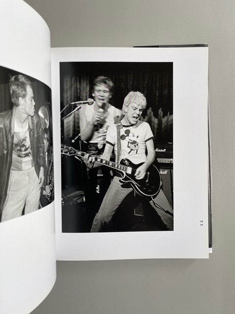 In Between Pictures. Photographs 1979-1986